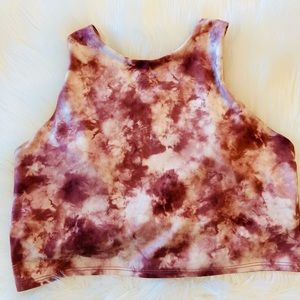 Athleta Conscious Crop in Powervita